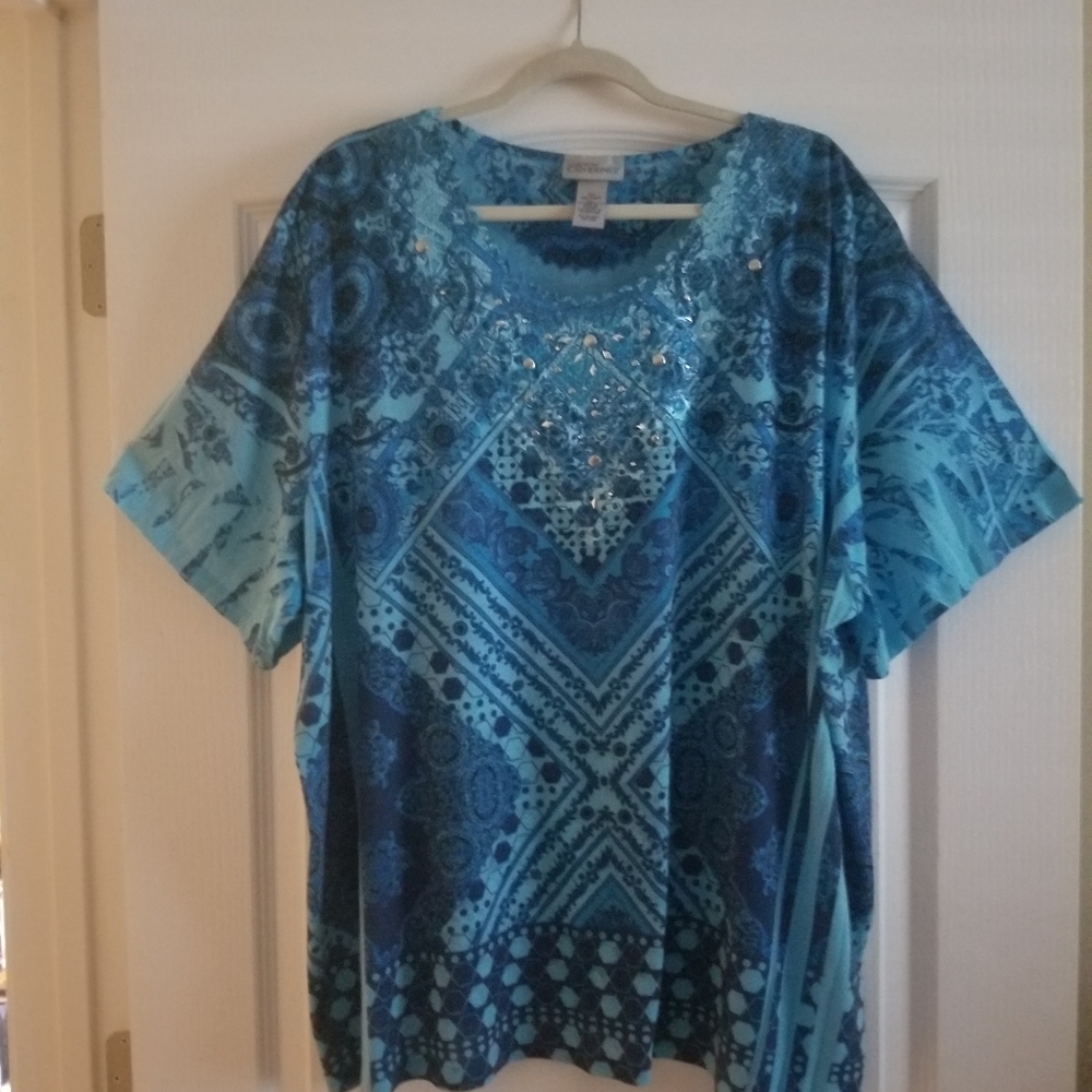 CATHERINE'S Liz & Me  Teal Top w/ lace trim and silver studs.
